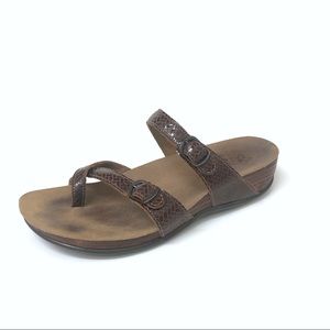 SAS Shelly Toe Loop Leather Sandals